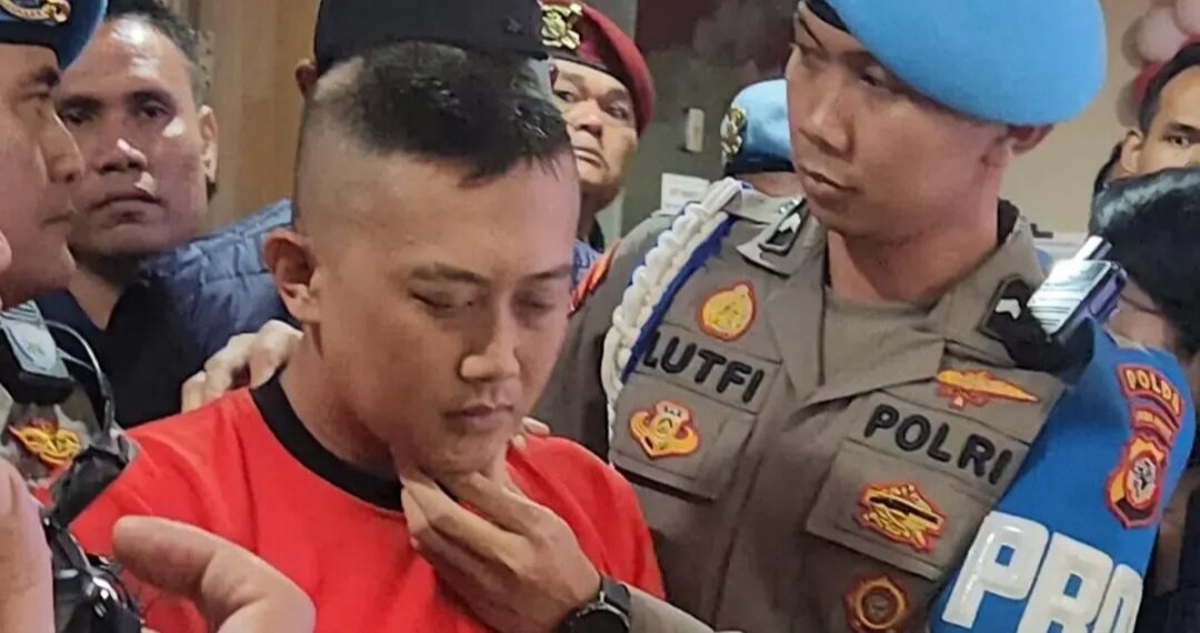 Taufik Hidayat (30), saat dihadirkan dalam konferensi pers di Mapolda Jawa Barat, Jum'at (26/06/2026).(Foto:Istimewa).