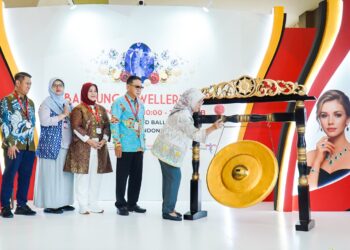 Salah satu moment di Bandung Jewellery Fair (BJF) 2026 yang berlangsung pada 11–14 Juni 2026. Kemenperin menyebutkan ekspor perhiasan Indonesia tembus USD 9 miliar.(Foto: Dok. Kemenperin)