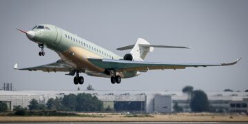 Pesawat terbaru dari Dassault Aviation, Falcon 10X, telah sukses menyelesaikan penerbangan pertamanya.(Foto: Istimewa/Dassault Aviation)