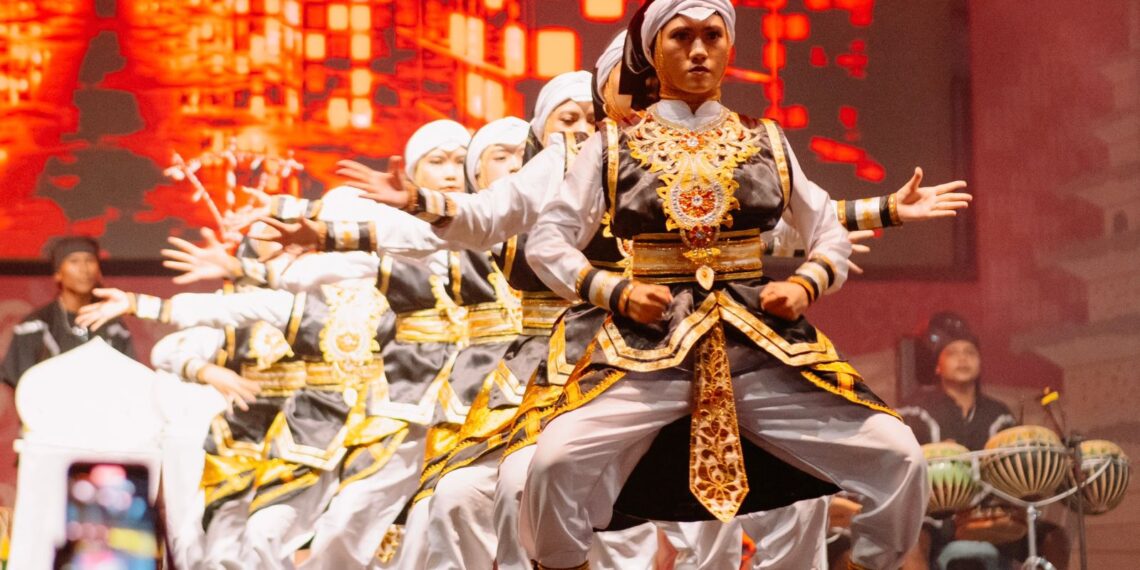Salah satu atraksi budaya di Festival Tabut.(Foto: Humas Kemenpar)