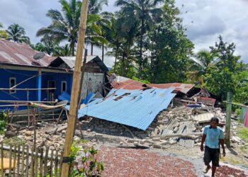 GEMPA PALU: Kerusakan rumah warga akibat gempabumi yang mengguncang Kabupaten Sigi, Sulawesi Tengah, Selasa (16/6). (FOTO: BPBD Kabupaten Sigi Via BNPB)