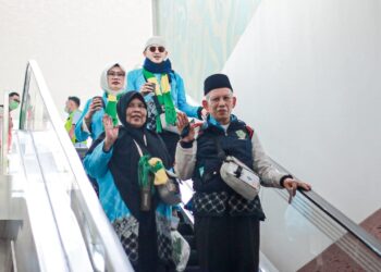 Jemaah haji 2026 tiba di Bandara Kertajati Majalengka.(Foto: Humas Kemenhaj)