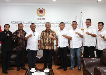 Ketua Umum Komite Olahraga Nasional Indonesia (KONI) Pusat Letjen TNI Purn Marciano Norman memberikan dukungan terhadap rencana kejuaraan Asia bela diri campuran/ Mixed Martial Arts (MMA) di Bali.(Foto: Humas KONI Pusat)