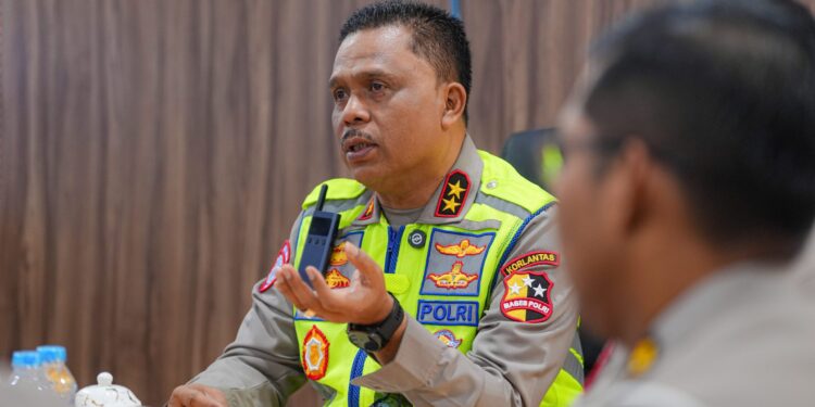 Kakorlantas Polri Irjen Pol. Agus Suryonugroho menjelaskan Operasi Patuh 2026.(Foto: Kakorlantas Polri)