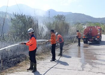 Kebakaran lahan di Sumedang.(Foto: Humas Pemkab Sumedang)