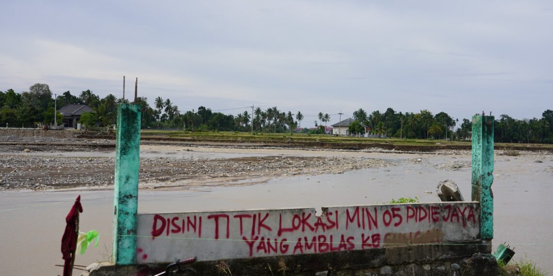 Madrasah Ibtidaiyah Negeri (MIN) 5 Pidie Jaya Aceh yang hilang diterjang banjir pada akhir November 2025.(Foto: Dok. Humas Kemenag)