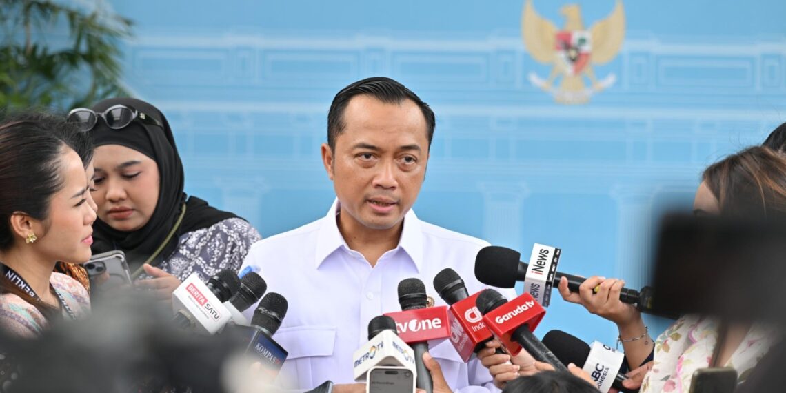 Menteri Sekretaris Negara (Mensesneg) mengatakan pemerintah menghormati proses hukum yang sedang dilakukan Komisi Pemberantasan Korupsi (KPK) terhadap Wakil Menteri Imigrasi dan Pemasyarakatan Silmy Karim.(Foto: Setneg)