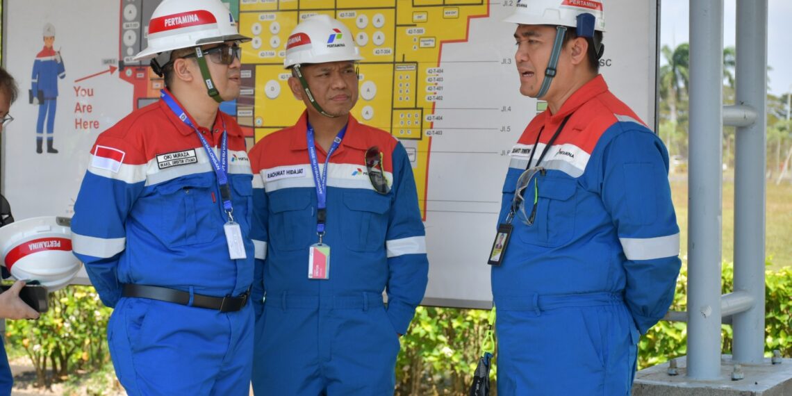 Wakil Direktur Utama (Wadirut) PT Pertamina (Persero) Oki Muraza melakukan kunjungan kerja ke Kilang Pertamina Balongan Jum’at (05/06/2026). (Foto: Istimewa)