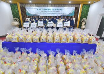 PWP Pertamina Patra Niaga Kilang Balongan salurkan ribuan paket sembako dan santunan anak yatim dalam menyambut HUT PWP XXVI PWP Pertamina.(Foto: Istimewa)