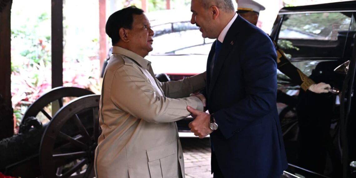 Menteri Luar Negeri (Menlu) Republik Türkiye Hakan Fidan menemui Prabowo Subianto di Hambalang, Jawa Barat, Rabu (03/06/2026).(Foto: Setneg)