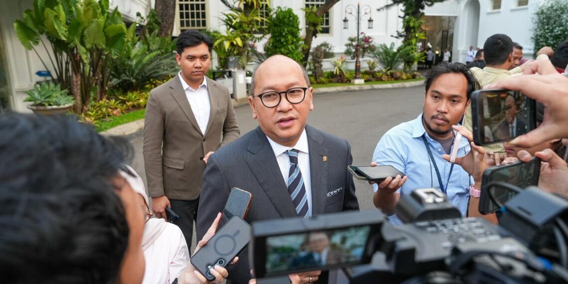 Menteri Investasi dan Hilirisasi/Kepala Badan Koordinasi Penanaman Modal (BKPM) sekaligus Kepala Badan Pengelola Investasi (BPI) Danantara, Rosan Roeslani.(Foto: Setneg)