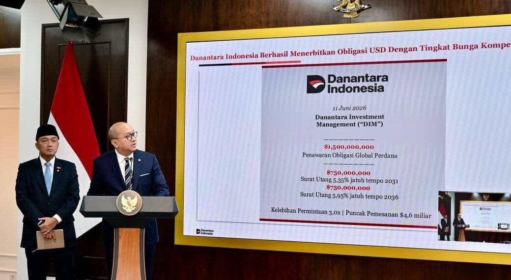 Menteri Investasi dan Hilirisasi/Kepala BKPM sekaligus Chief Executive Officer (CEO) Danantara Indonesia Rosan Roeslani, menyampaikan jumlah obligasi global yang diterbitkan Danantara dinilai telah berhasil melebihi target.(Foto: Dok. Setneg)