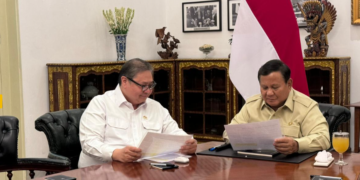 Presiden Prabowo Subianto dan Menko Perekonomian Airlangga Hartarto.(Foto: Kemenko Perekonomian)