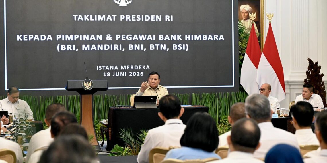 Presiden Prabowo Subianto pada pertemuan bersama jajaran komisaris dan direksi Himbara pada Kamis, 18 Juni 2026, di Istana Merdeka, Jakarta.(Foto: Dok. Setkab)