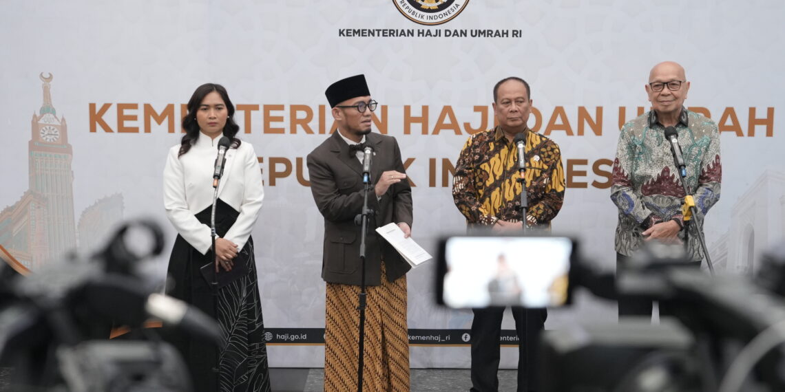 (Kiri-kanan, Wamenpar Ni Luh Puspa, Wamenhaj Dahnil Anzar Simanjuntak, Wamenhub Suntana, dan Dirut Garuda Indonesia Glenny H. Kairupan di Jakarta, Kamis (25/6/2026).(Foto: Humas Kemenhaj)