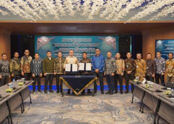 Penandatanganan Nota Kesepahaman (MoU) bank bjb dengan Kadin Jabar.