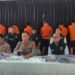 Kapolres Sumedang AKBP Sandityo Mahardika memberikan keterangan pers terkait pengungkapan komplotan begal sasar nasabah bank.(Foto:Istimewa).