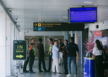 Aktivitas di Bandara Husein Sastranegara.(Foto: Humas Pemkot Bandung)
