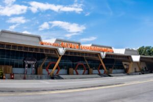 Bandara Sultan Muhammad Kaharuddin.(Foto: Humas Kemenpar)