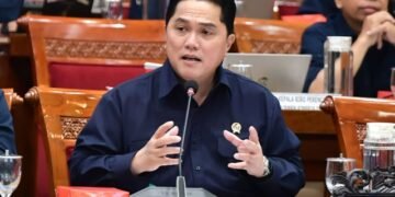 Menpora Erick Thohir, saat melakukan Rapat Kerja (Raker) dengan Komisi X DPR RI yang berlangsung di ruang Rapat Komisi X DPR RI, Senayan, Jakarta, Selasa (14/7). (foto:bagus/kemenpora.go.id)