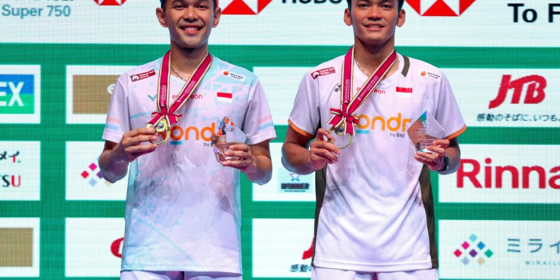 Fajar Alfian/Muhammad Shohibul Fikri keluar sebagai pemenang Japan Open 2026 di nomor ganda putra usai kalahkan Kim Won Ho/Seo Seung Jae (Korea) 21-19, 21-17.(Foto: Dok. Humas PBSI)