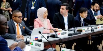 Menkomdigi Meutya Hafid dalam WSIS Forum 2026 Ministerial Roundtable di Jenewa, Swiss, Jumat (10/07/2026).(Foto: Komdigi)