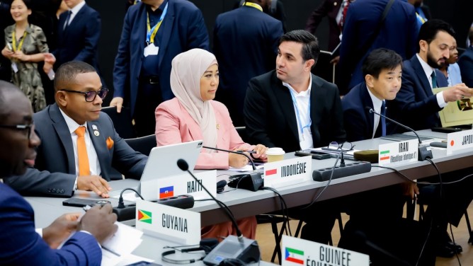 Menkomdigi Meutya Hafid dalam WSIS Forum 2026 Ministerial Roundtable di Jenewa, Swiss, Jumat (10/07/2026).(Foto: Komdigi)