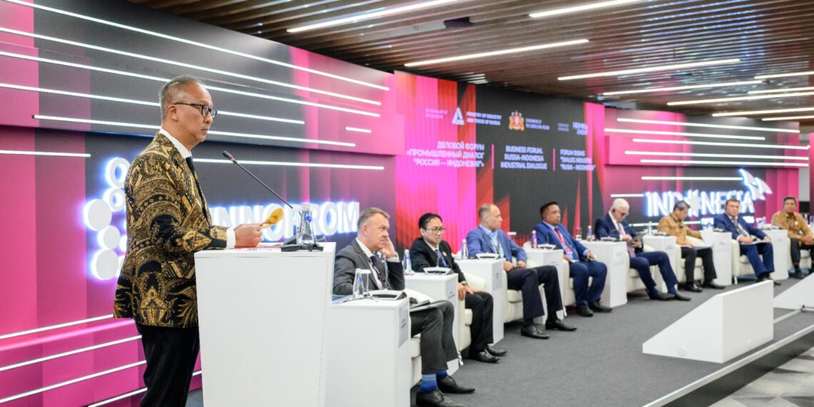Menteri Perindustrian RI, Agus Gumiwang Kartasasmita (8/7) di INNOPROM 2026.(Foto: Kemenperin)