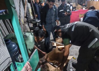 Kemenhut lakukan operasi penindakan dugaan perdagangan satwa liar.(Foto: Humas Kemenhut)