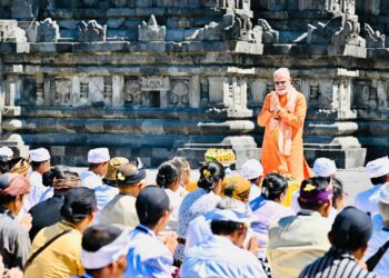 PM India Narendra Modi di Candi Prambanan.(Foto: Setneg)