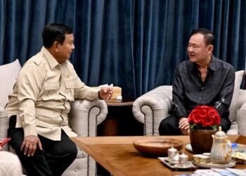 Presiden Prabowo Subianto menerima kunjungan Perdana Menteri Thailand periode 2001–2006, Thaksin Shinawatra, beserta keluarga di kediaman pribadi Presiden di Kertanegara, Jakarta, pada Rabu (08/07/2026) malam.(Foto: Setneg)