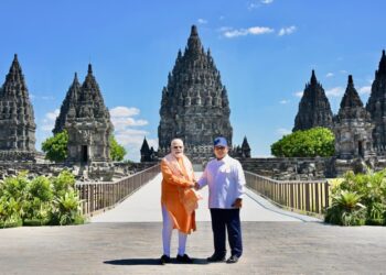 Prabowo dan Modi di Prambanan, Tegaskan Kedekatan Sejarah dan Budaya.(Foto: Setneg)