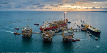 Ilustrasi tambang gas di lepas pantai.(Foto: Kementerian ESDM)