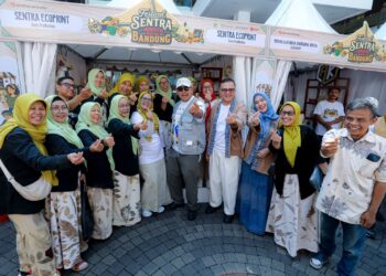 Sebanyak 38 pelaku usaha mikro, kecil, dan menengah (UMKM) mengikuti Festival Sentra Industri dan Festival All About Tahu & Jajanan Kota Bandung di Cihampelas Walk (Ciwalk), 3–12 Juli 2026.(Foto: Humas Pemkot Bandung)