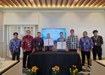 bank bjb Kantor Cabang Jatinangor menjalin kerja sama dengan Lembaga Pelatihan Kerja (LPK) Asta Karya dalam penyaluran dan penanggungan fasilitas Kredit Usaha Rakyat Pekerja Migran Indonesia (KUR PMI) bagi siswa calon peserta program pemagangan ke Jepang.(Foto: Dok. bank bjb)