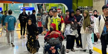 Suasana di area stasiun KA. Sebanyak 2.953 Pelanggan Disabilitas Nikmati Tarif Reduksi KAI.(Foto: Humas KAI)