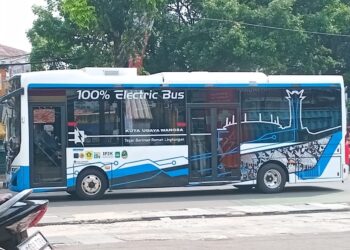 Pemerintah Kabupaten Bogor menyiapkan perluasan layanan bus listrik hingga Depok dan kawasan Puncak untuk memperkuat transportasi publik sekaligus mendukung sektor pariwisata.(Foto: Humas Pemkab Bogor)