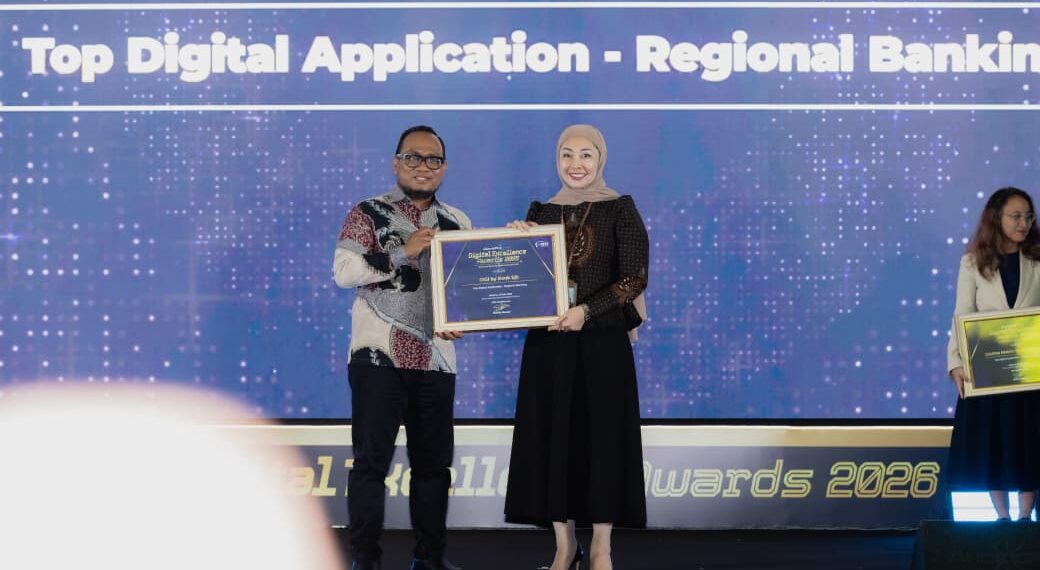 bank bjb meraih penghargaan bergengsi pada ajang JawaPos.com Digital Excellence Awards 2026 – Akselerasi Ekonomi Digital Indonesia.(Foto: Dok. bank bjb)