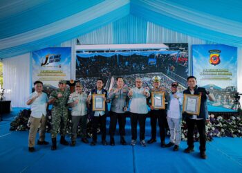 Wali Kota Bandung, Muhammad Farhan, menghadiri Press Release Pengungkapan Kejahatan Jalanan (Street Crime) di Jawa Barat di Mapolda Jawa Barat, Jumat 7 Agustus 2026.(Foto: Dok. Humas Pemkot Bandung)