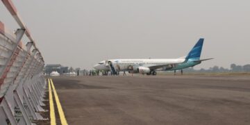 Garuda Indonesia di Bandara Husein Sastranegara Bandung.(Foto: Humas Pemkot Bandung)