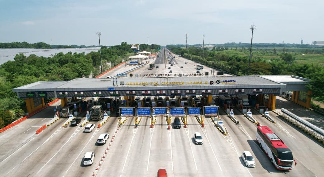 Gerbang Tol Cikampek Utama (Foto: Jasa Marga)