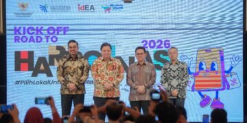 Mendag Budi Santoso, Menko Perekonomian Airlangga Hartarto, dan Menteri UMKM Maman Abdurahman dalam “Kick-off Road to Harbolnas 2026”, Kamis, (27/8/2026)., (Foto: Dok. Kemendag)
