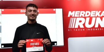 Gelandang Tim Nasional Indonesia, Ivar Jenner akan hadir dalam Merdeka Run 2026. Hal tersebut disampaikan Ivar usai mengambil racepack Merdeka Run 2026 di Wisma Serbaguna GBK, Jakarta, Jumat (28/8).(Foto:bagus/kemenpora.go.id)