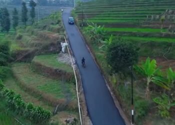 Jalan desa yang mulus di Sumedang.(Foto: Humas Pemkab Sumedang)