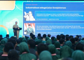 Menteri Perindustrian Agus Gumiwang Kartasasmita, hadir pada acara peluncuran MoLiNas.(Foto: Humas Kemenperin)