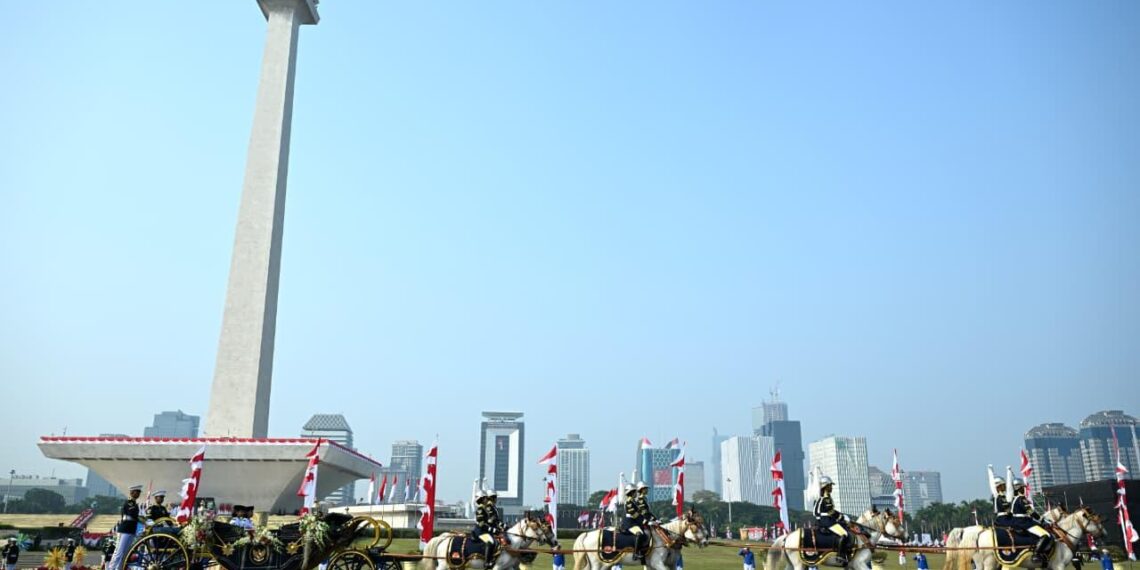 Kirab Budaya dari Monas ke Istana Negara di HUT RI ke-81.(Foto; Setneg)