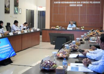 Menteri Perhubungan Dudy Purwagandhi mengumpulkan seluruh unit pelaksana teknis (UPT) Kementerian Perhubungan pada seluruh lingkup kerja Provinsi Kepulauan Riau, di Batam, Senin (24/8).(Foto: Humas Kemenhub)