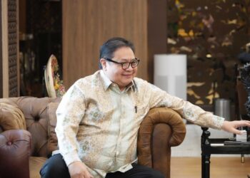 Menko Perekonomian Airlangga Hartarto menerbitkan Permenko Nomor 7 Tahun 2026 tentang Pedoman Pelaksanaan Kredit Perempuan Prasejahtera.(Foto: Kemenko Perekonomian)