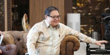 Menko Perekonomian Airlangga Hartarto menerbitkan Permenko Nomor 7 Tahun 2026 tentang Pedoman Pelaksanaan Kredit Perempuan Prasejahtera.(Foto: Kemenko Perekonomian)
