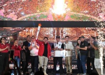 Menpora Erick Thohir bersama Wamenpora Taufik Hidayat menghadiri acara “Tim Indonesia Day: Menjaga Merah Putih” di Lippo Mall Kemang, Jakarta Selatan, Sabtu (29/8) malam. (foto:Herry/kemenpora.go.id)